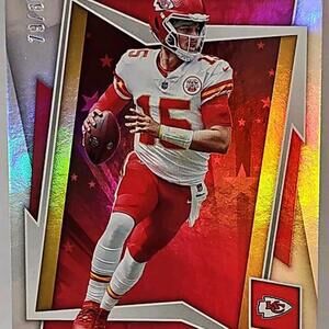 Patrick Mahomes II Rookie Card - Rookies & Stars 79/80